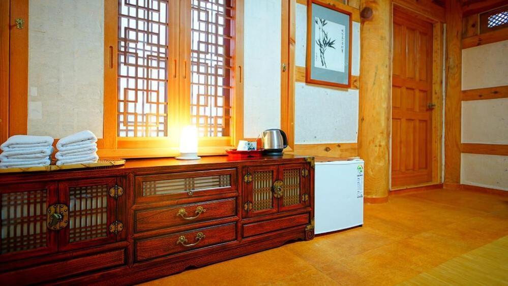 Kumwondang Jeonju Hanokstay ภายนอก รูปภาพ